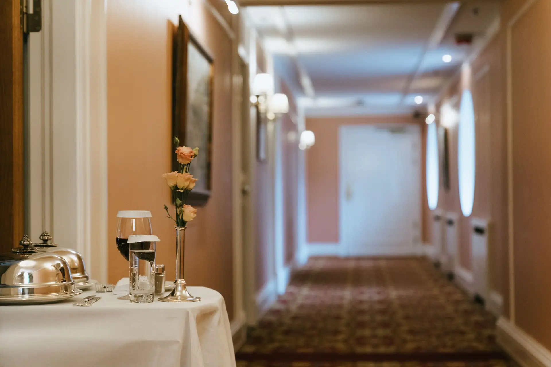 Svetla superior hotelska soba